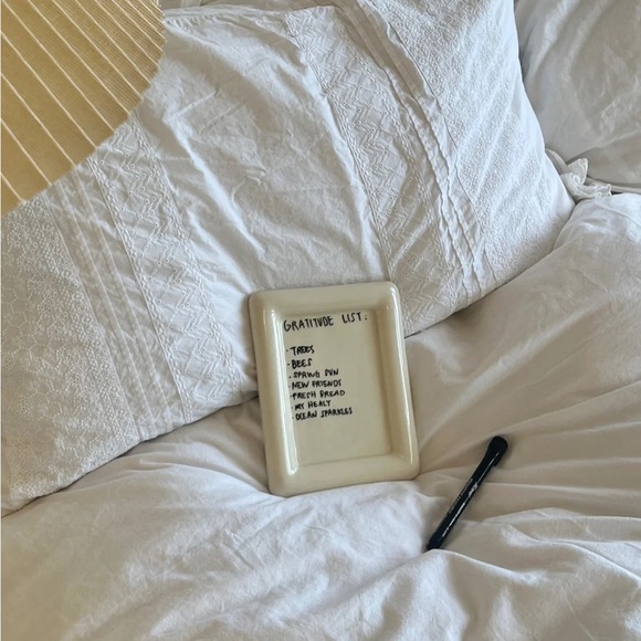 Rachel Saunders Ceramics: The Never-ending Notepad - Picture 4 of 7